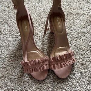 Reaction by Kenneth Cole sandal. Size 9.5. Blush with embossed flower heel.